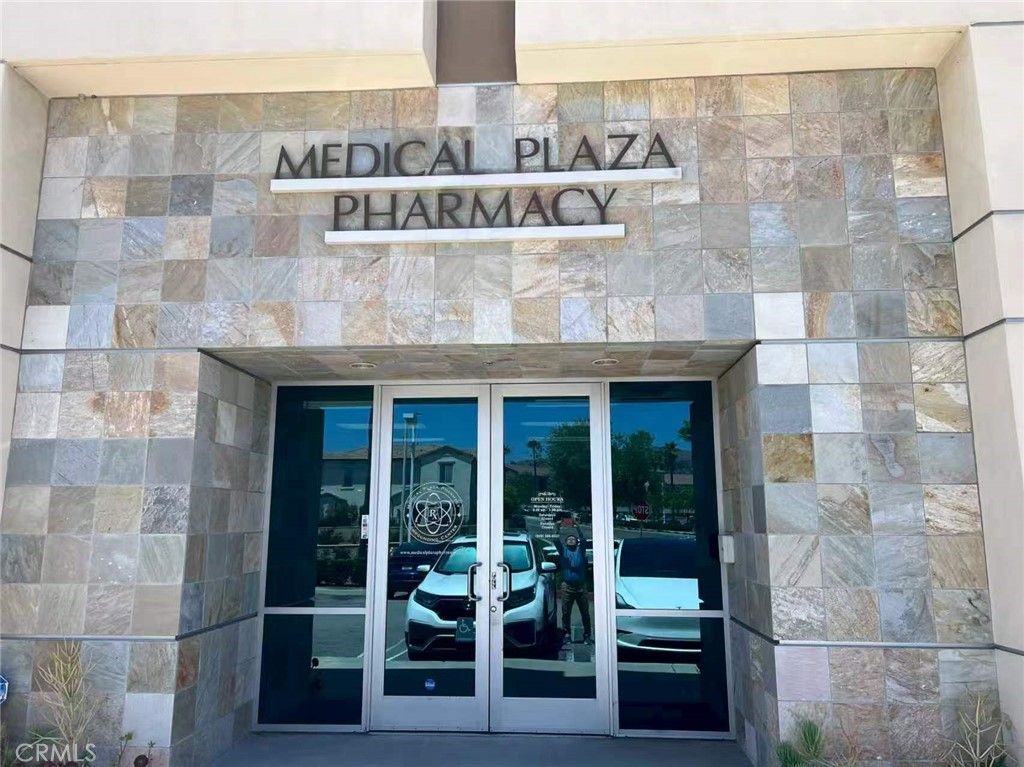 26750 Towne Centre Dr, Lake Forest, CA 92610 — exterior