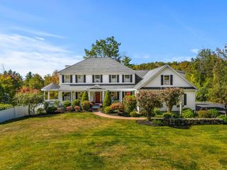 100 Chestnut Hill Road, Amherst, NH 03031