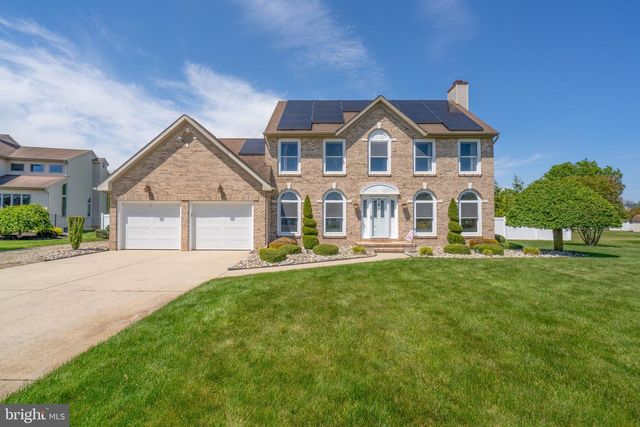 2100 FREDERICK CT, Vineland, NJ 08361