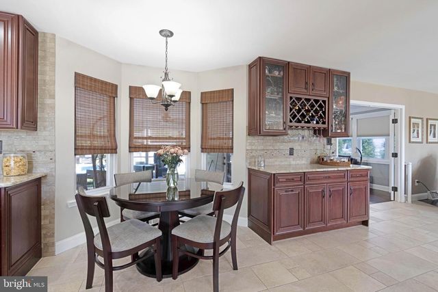 2100 FREDERICK CT, Vineland, NJ 08361