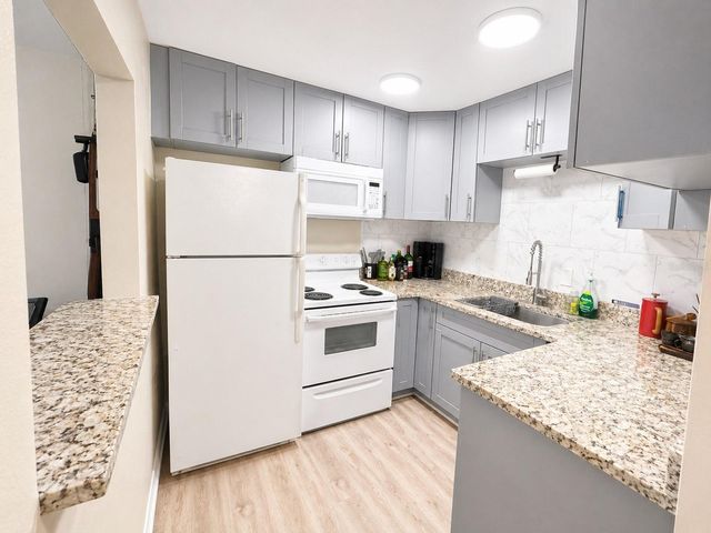 1320 MORELAND DRIVE 27, Clearwater, FL 33764