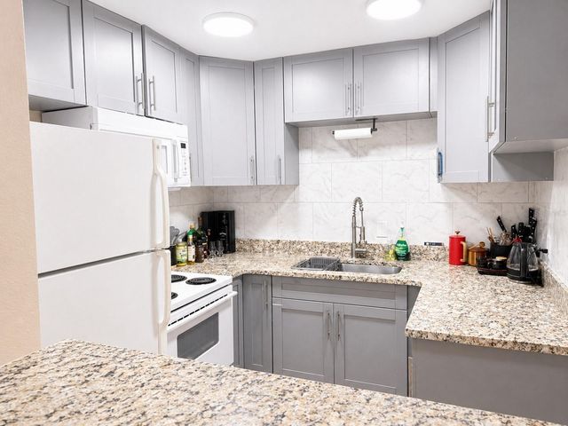 1320 MORELAND DRIVE 27, Clearwater, FL 33764