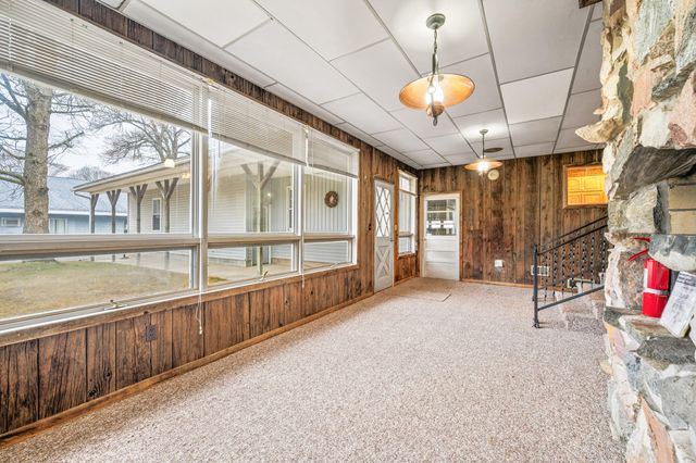 18751 16 Mile Rd, Big Rapids Twp, MI 49307