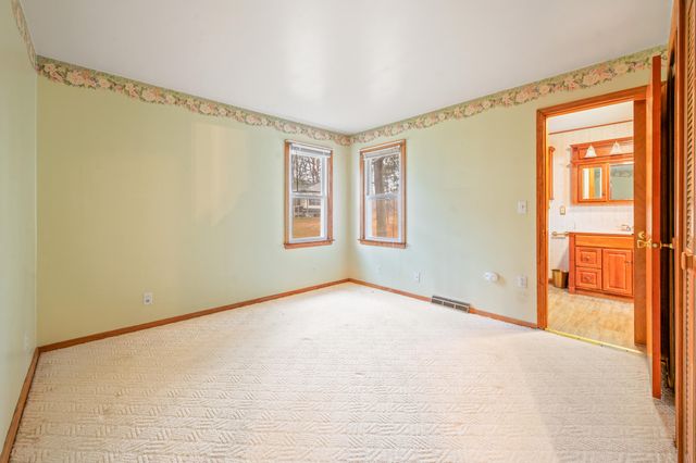 18751 16 Mile Rd, Big Rapids Twp, MI 49307