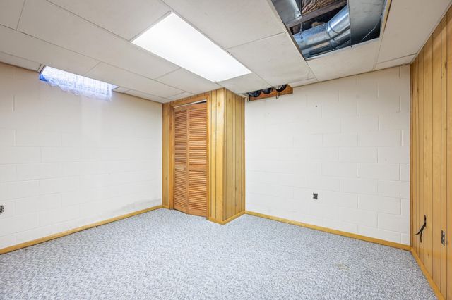 18751 16 Mile Rd, Big Rapids Twp, MI 49307