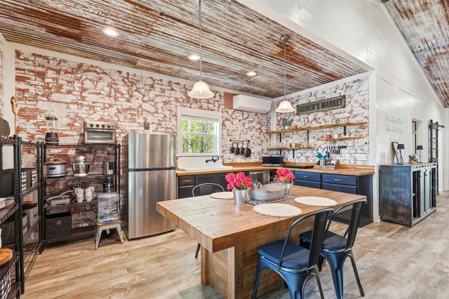 132 King George Road, Scroggins, TX 75480