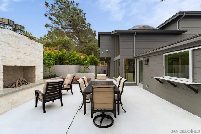 390 Hidden Pines Rd, Del Mar, CA 92014