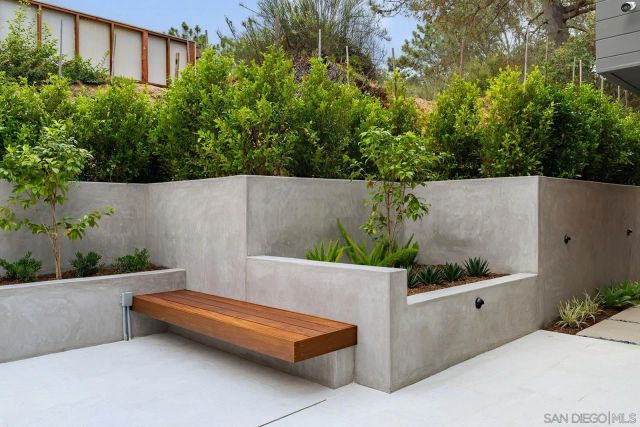 390 Hidden Pines Rd, Del Mar, CA 92014