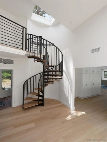 390 Hidden Pines Rd, Del Mar, CA 92014
