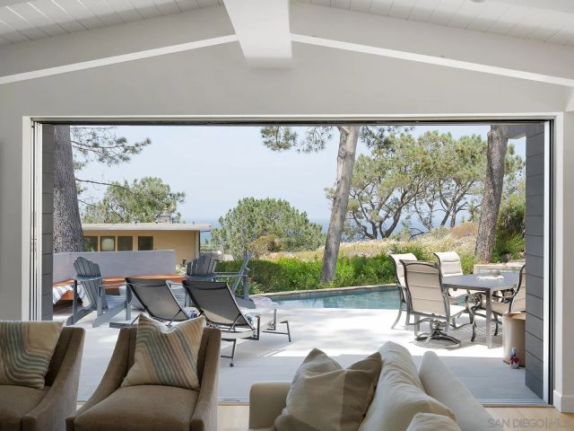 390 Hidden Pines Rd, Del Mar, CA 92014