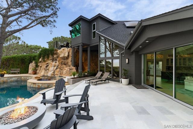 390 Hidden Pines Rd, Del Mar, CA 92014
