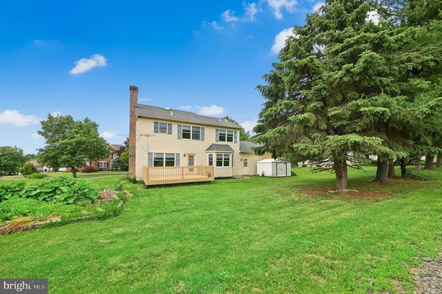 4245 ALDER RD, Bethlehem, PA 18020