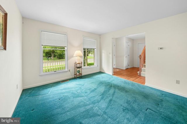 4245 ALDER RD, Bethlehem, PA 18020