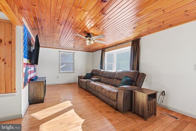 161 WINDY HILL RD, Duncannon, PA 17020