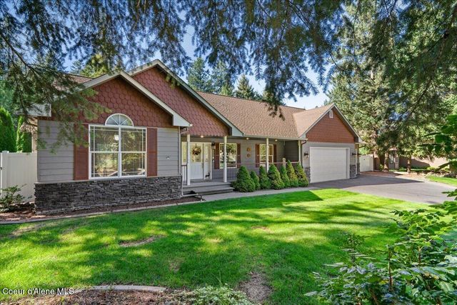 12975 N Ferndale Dr, Hayden, ID 83835