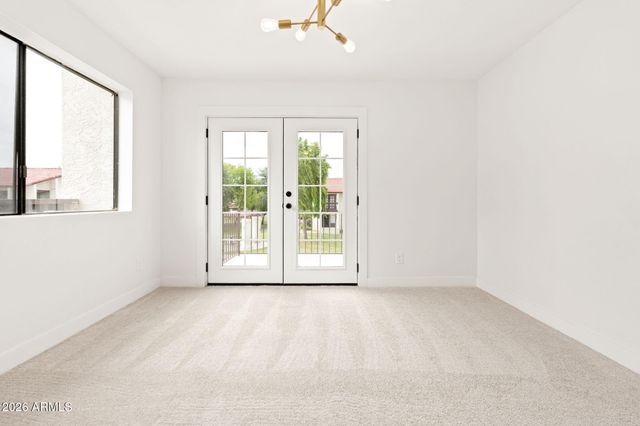 2832 E WALTANN Lane 1, Phoenix, AZ 85032