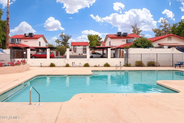 2832 E WALTANN Lane 1, Phoenix, AZ 85032