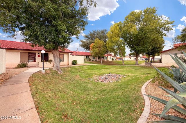 2832 E WALTANN Lane 1, Phoenix, AZ 85032