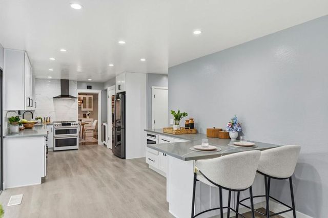 809 Midvale Lane, San Jose, CA 95136