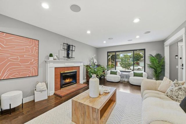 809 Midvale Lane, San Jose, CA 95136