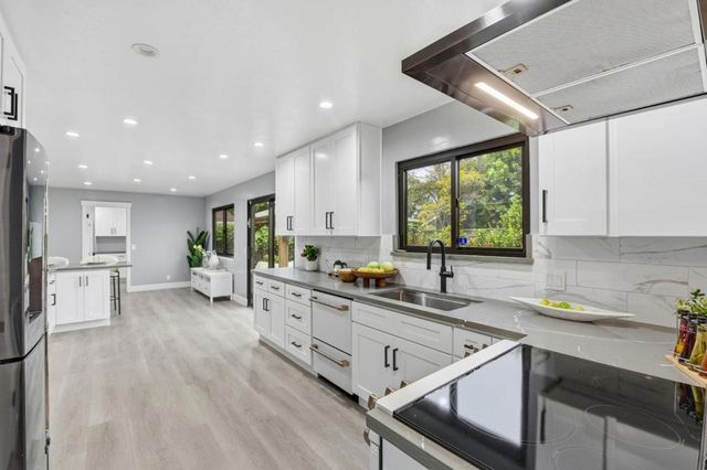 809 Midvale Lane, San Jose, CA 95136