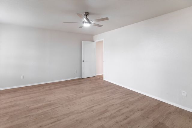 1620 Brown Trail, Hurst, TX 76054