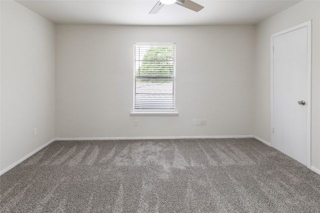 1620 Brown Trail, Hurst, TX 76054
