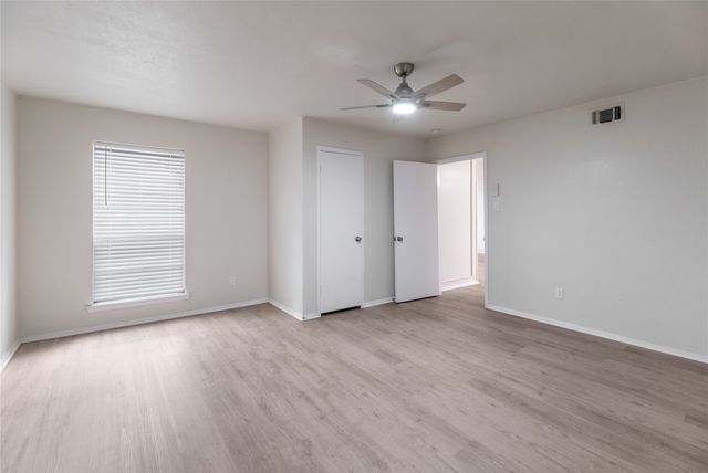 1620 Brown Trail, Hurst, TX 76054