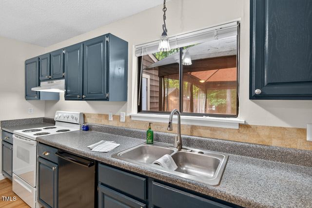 111 Hidden Valley Drive, Chapel Hill, NC 27516