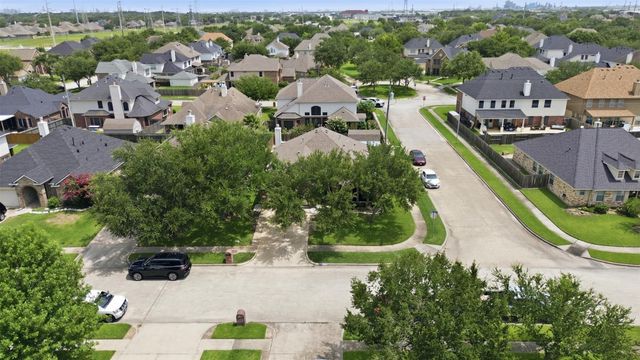 2121 Sugar Hill Drive, Deer Park, TX 77536