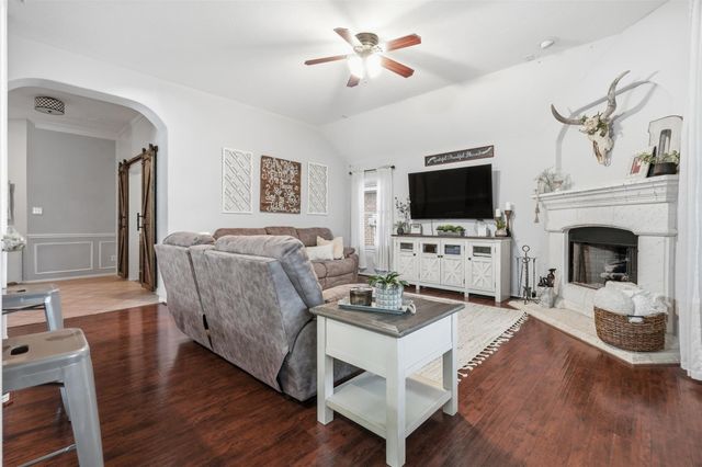 2121 Sugar Hill Drive, Deer Park, TX 77536