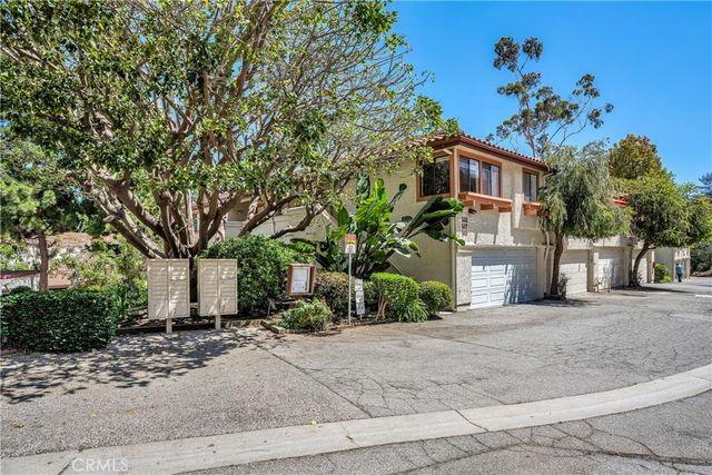 517 Palisades Drive, Pacific Palisades, CA 90272