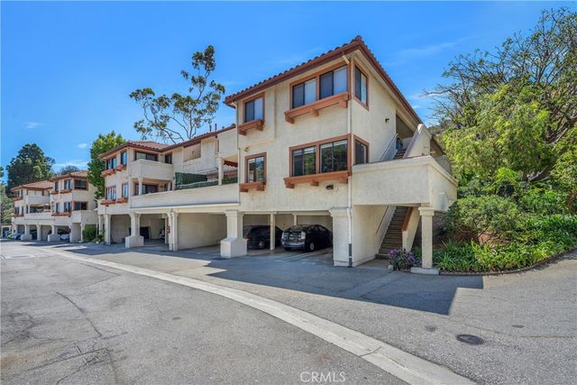517 Palisades Drive, Pacific Palisades, CA 90272