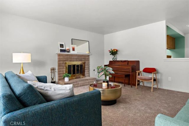 1476 Val Mar Drive, San Bernardino, CA 92404