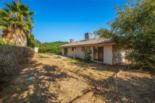 1476 Val Mar Drive, San Bernardino, CA 92404