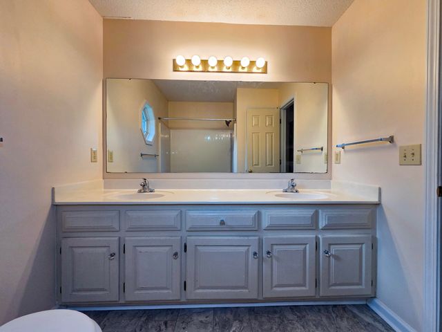 924 Saltwood Road, Sumter, SC 29154