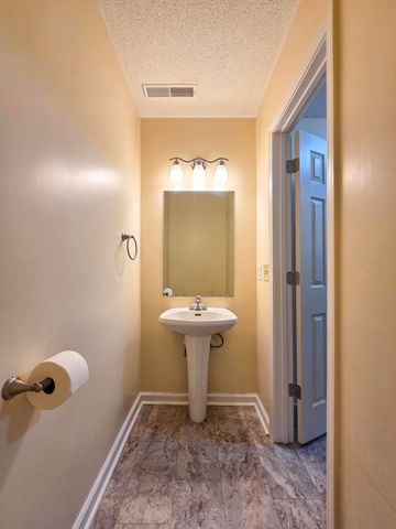 924 Saltwood Road, Sumter, SC 29154