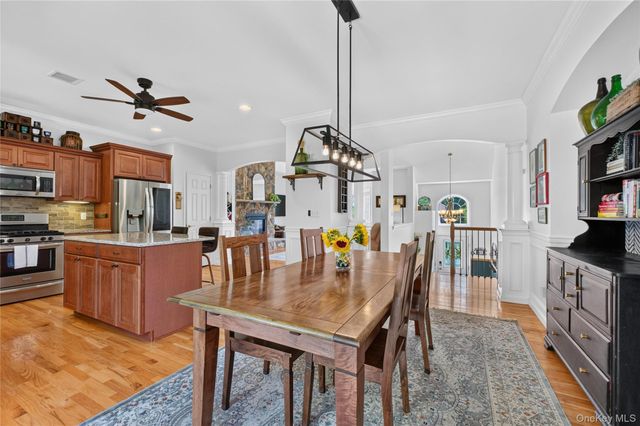 22 Ashley Court, Salisbury Mills, NY 12577