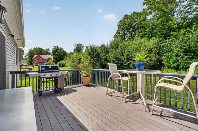 22 Ashley Court, Salisbury Mills, NY 12577