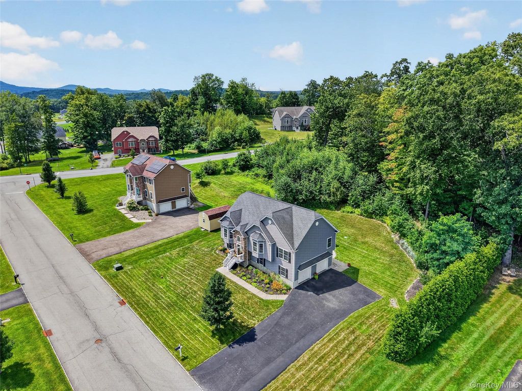 22 Ashley Court, Salisbury Mills, NY 12577 — photo 3