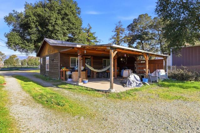 13805 Colony Avenue, San Martin, CA 95046