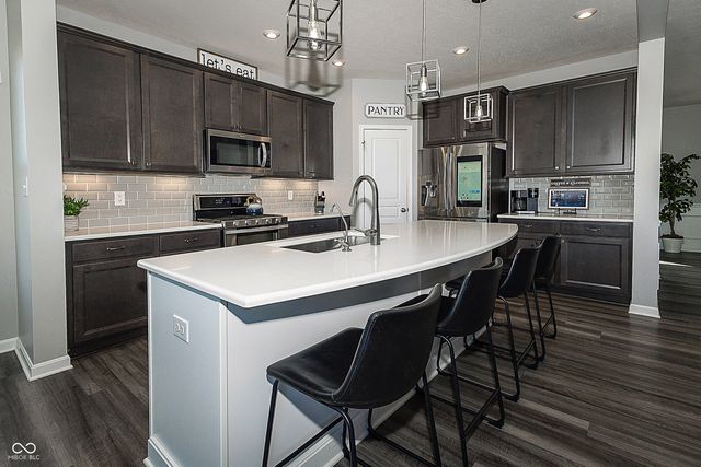 2477 Silver Rose Drive, Avon, IN 46123