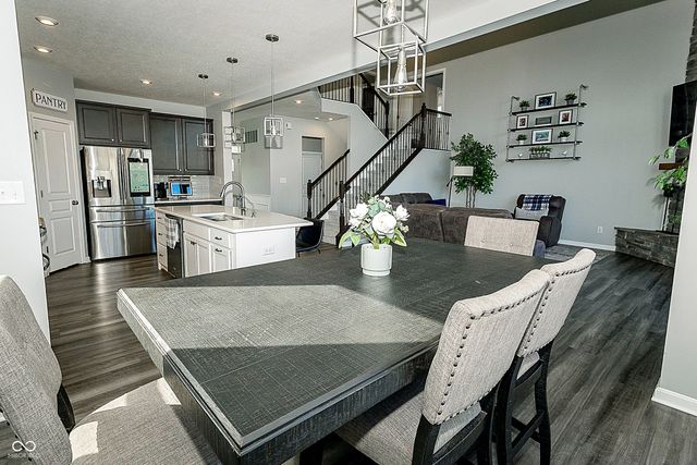 2477 Silver Rose Drive, Avon, IN 46123