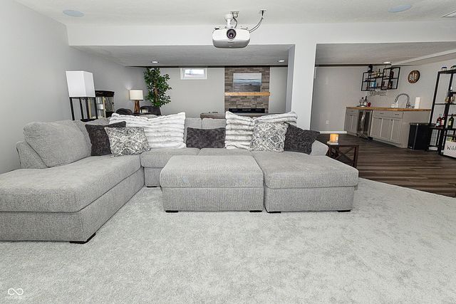 2477 Silver Rose Drive, Avon, IN 46123