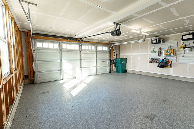 2477 Silver Rose Drive, Avon, IN 46123