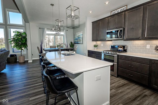 2477 Silver Rose Drive, Avon, IN 46123