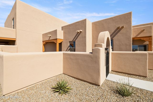 4285 Nambe Court, Las Cruces, NM 88011