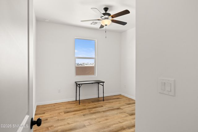 4285 Nambe Court, Las Cruces, NM 88011