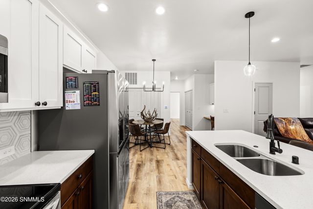 4285 Nambe Court, Las Cruces, NM 88011