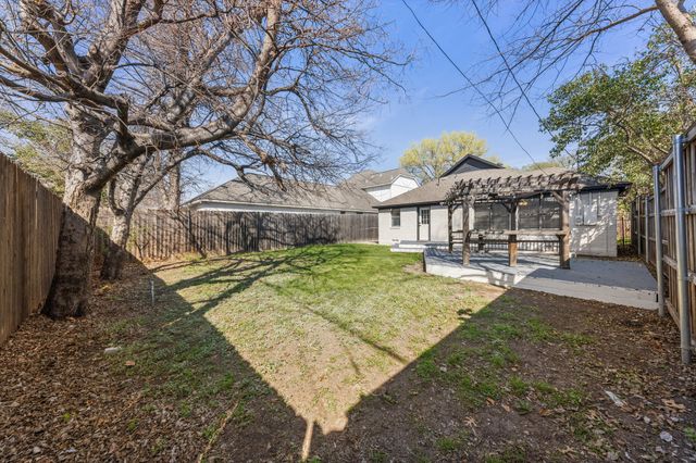 3416 Cockrell Avenue, Fort Worth, TX 76109